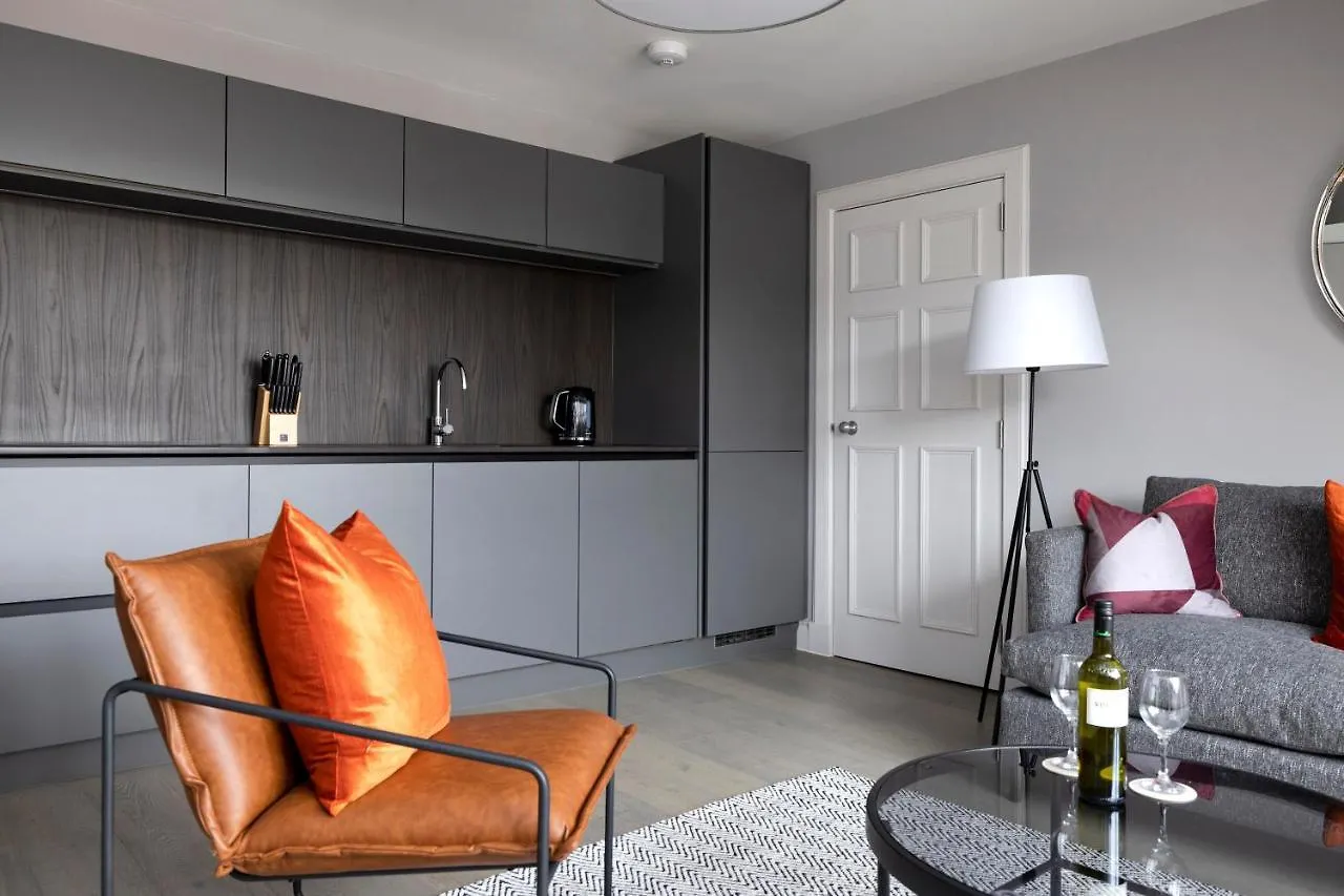 Altido Gorgeous Flat Overlooking Edinburgh Castle